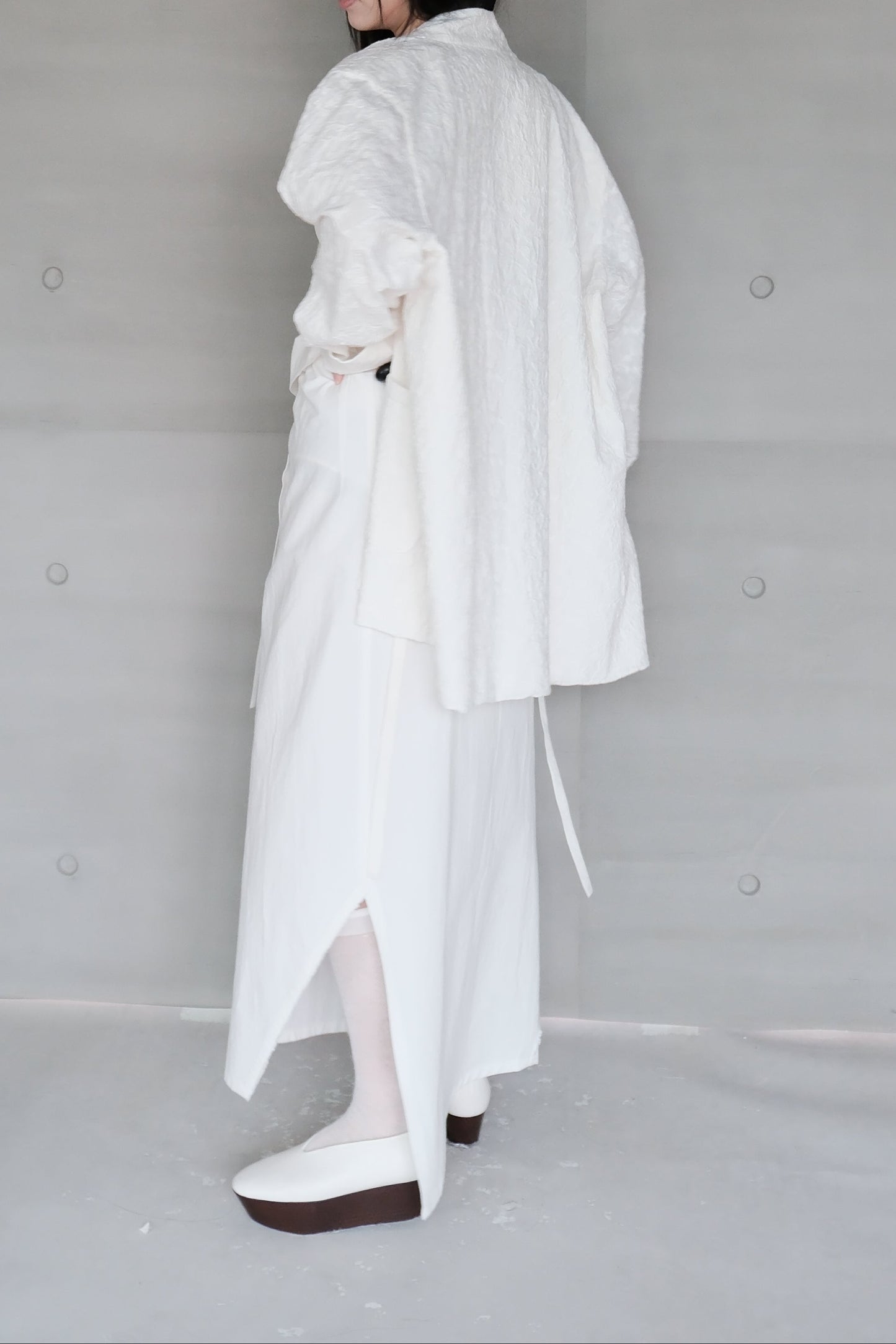 asymmetric folded line strap dress - white（pre-order)