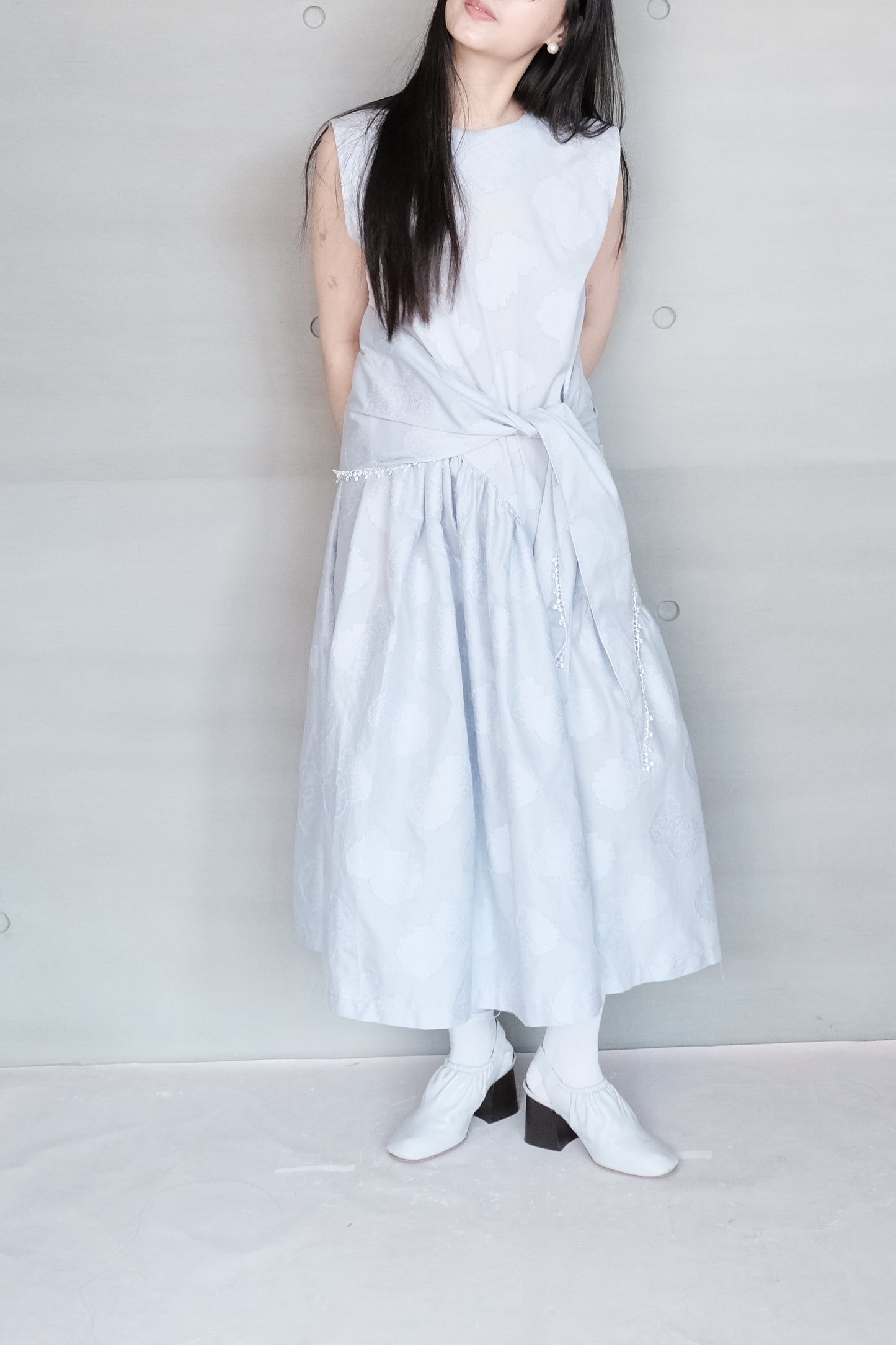 jacquard cotton gathered sleeveless dress ( in-stock)