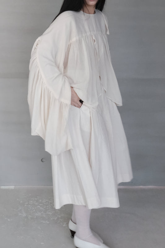 wide sleeved with gathering double layers top - beige (in-stock)