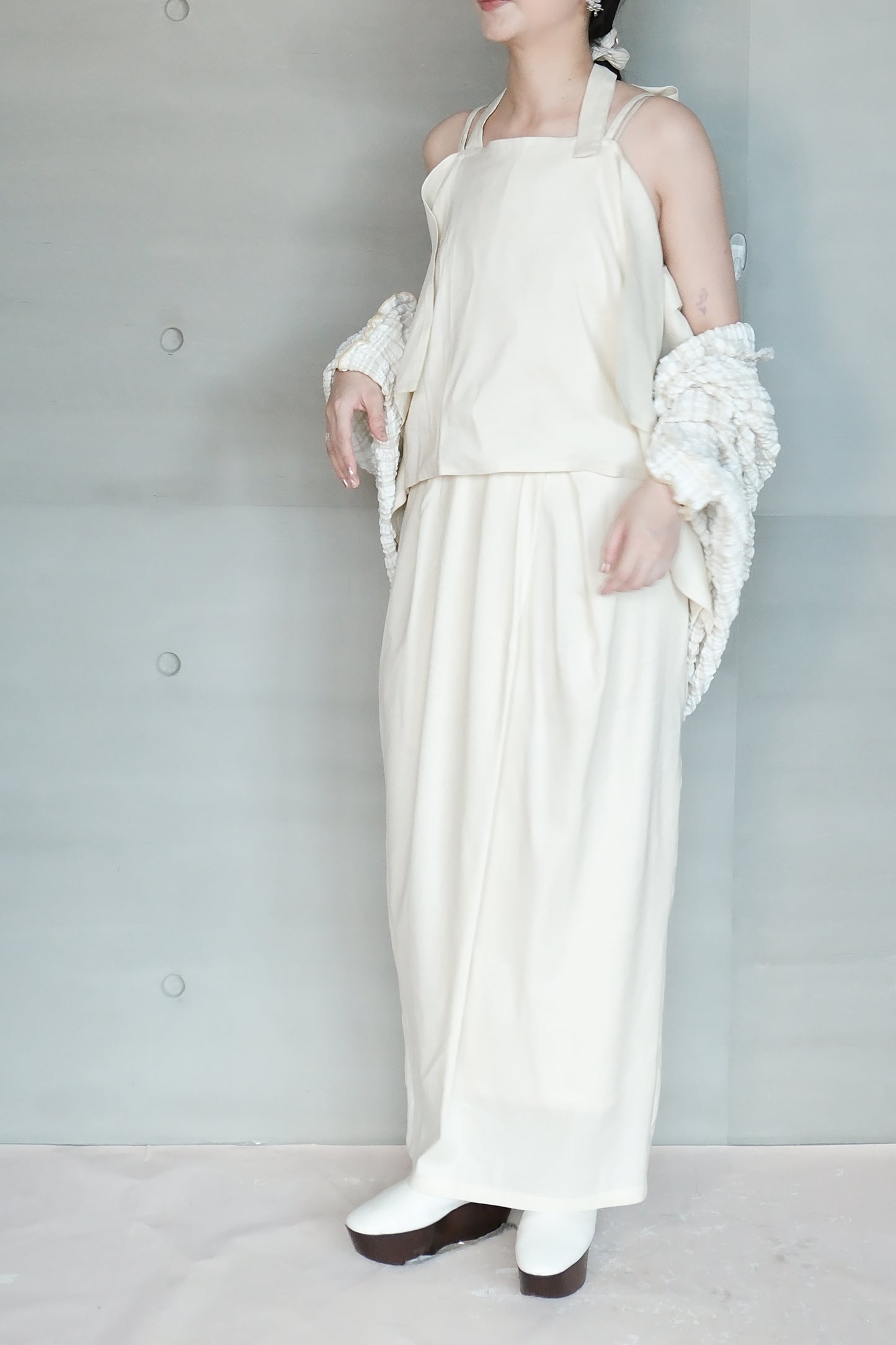 square-cut tie-strap top