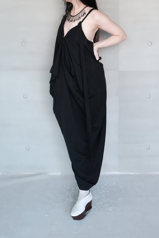 square-cut backless dress - black (in-stock)