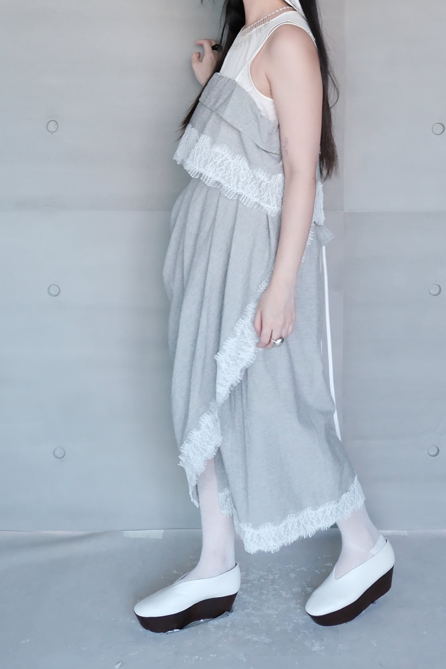 asymmetrical apron skirt with lace trims (pre-order)