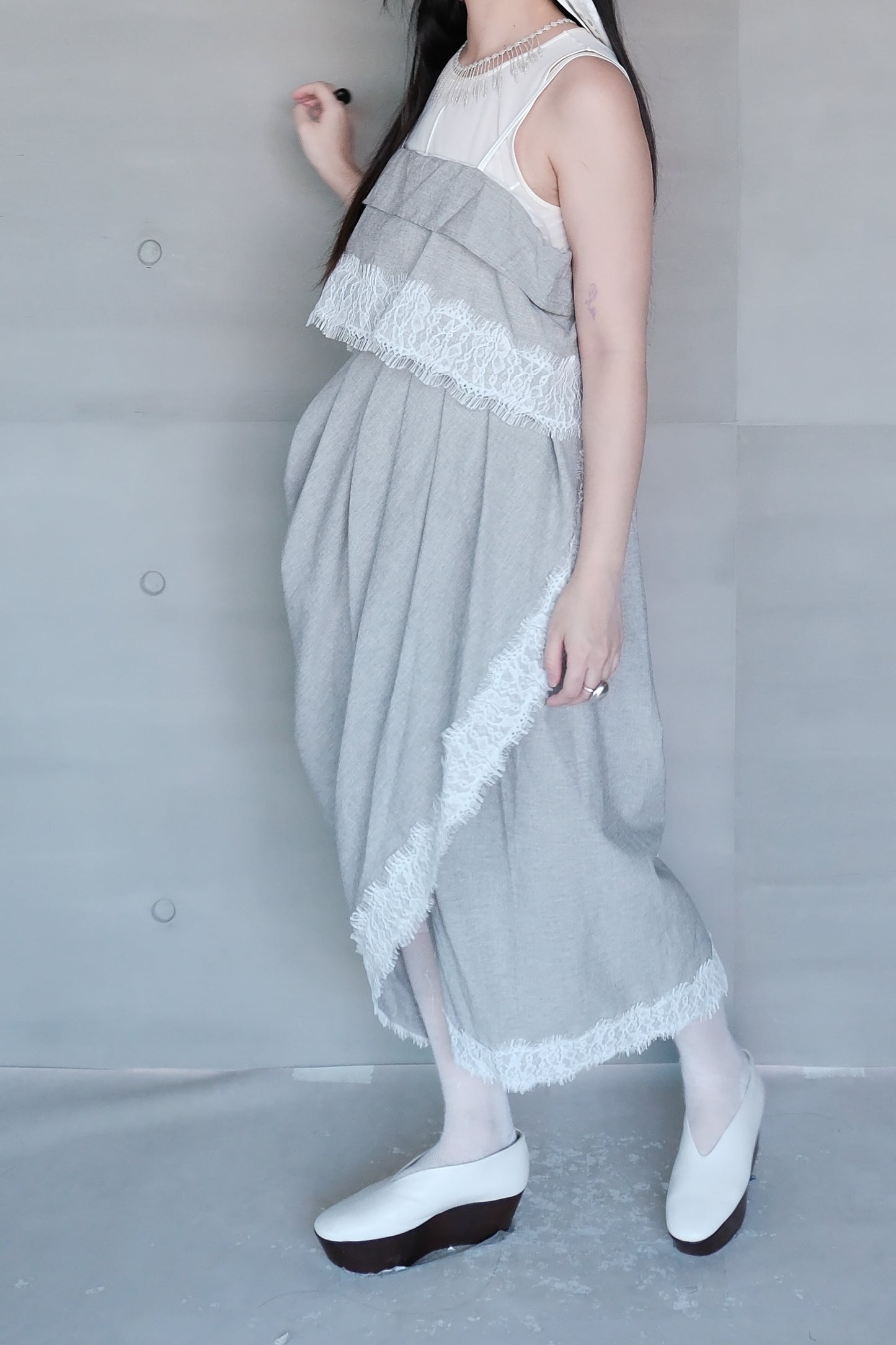 asymmetrical apron skirt with lace trims (pre-order)