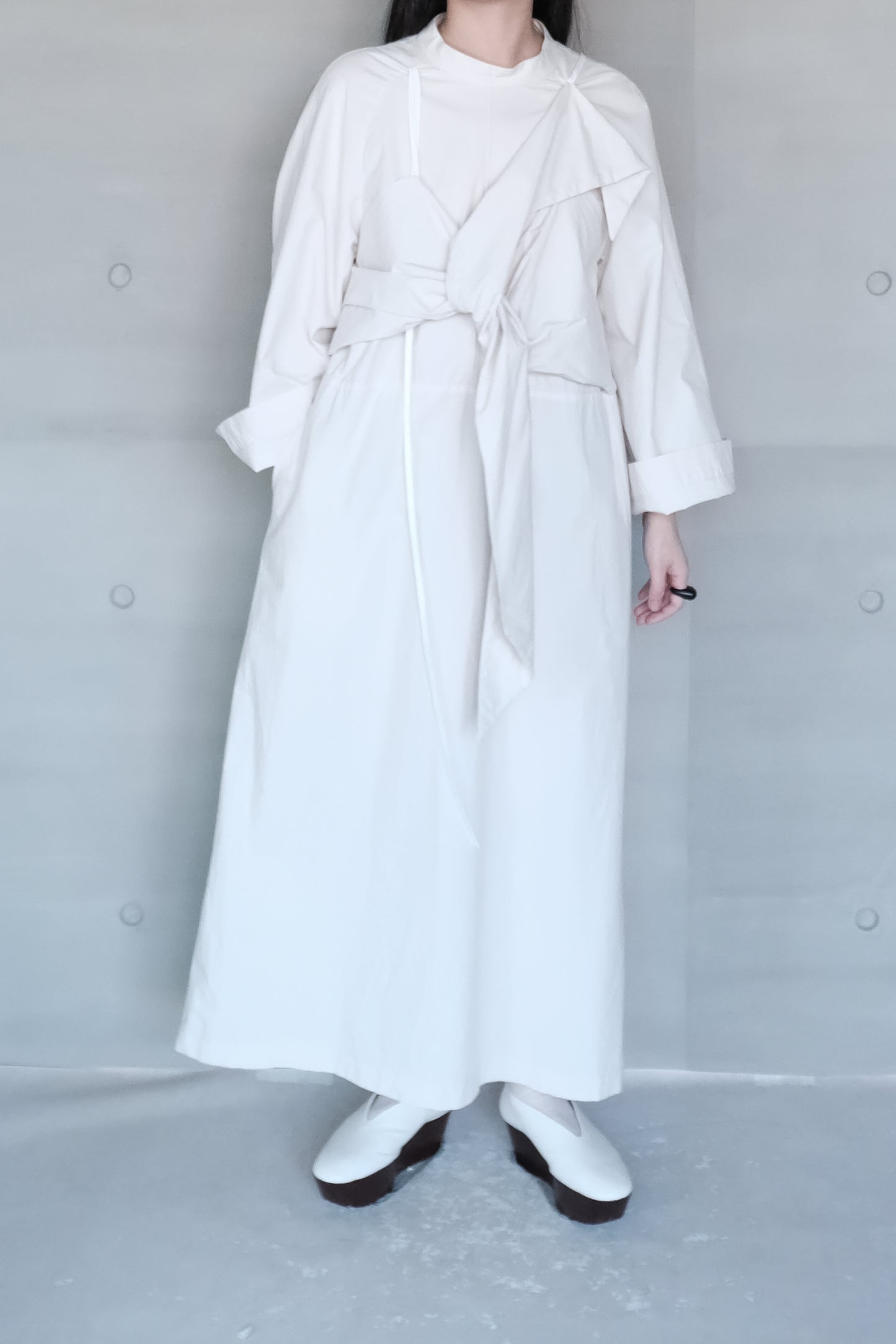 knot-draped grey long-sleeves dress （pre-order)