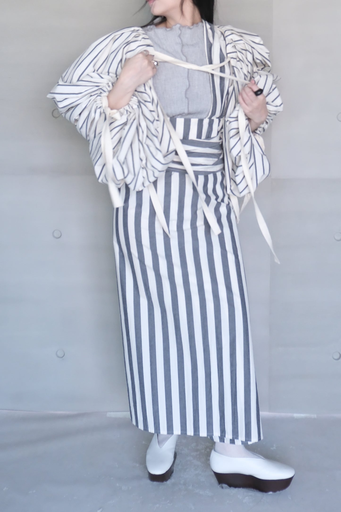 one shoulder linen-cotton wrapped skirt （in-stock)