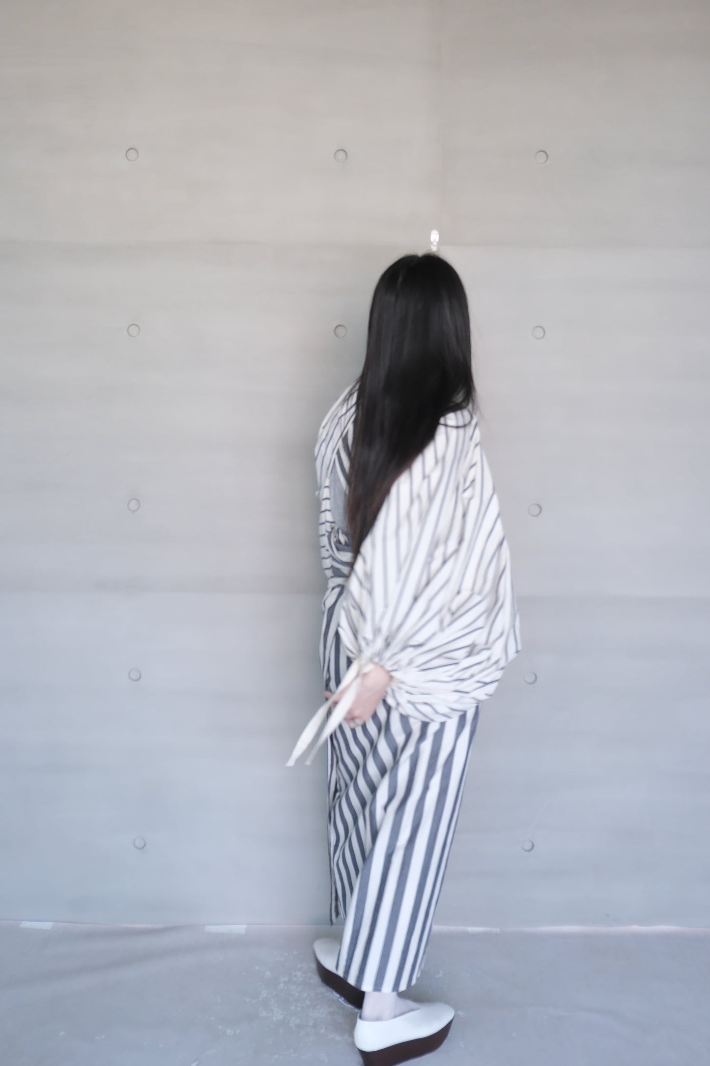 one shoulder linen-cotton wrapped skirt （in-stock)