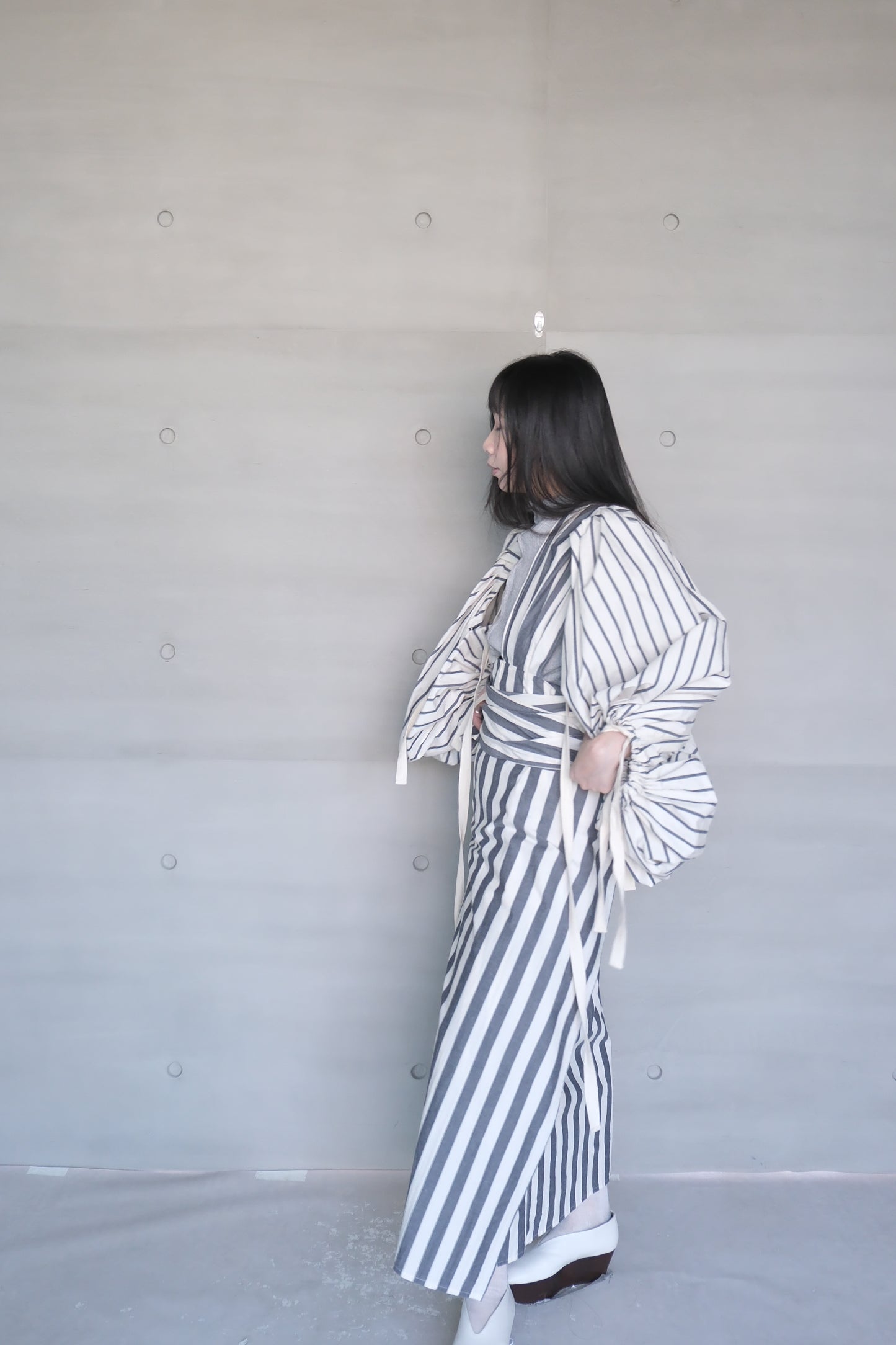 one shoulder linen-cotton wrapped skirt （in-stock)