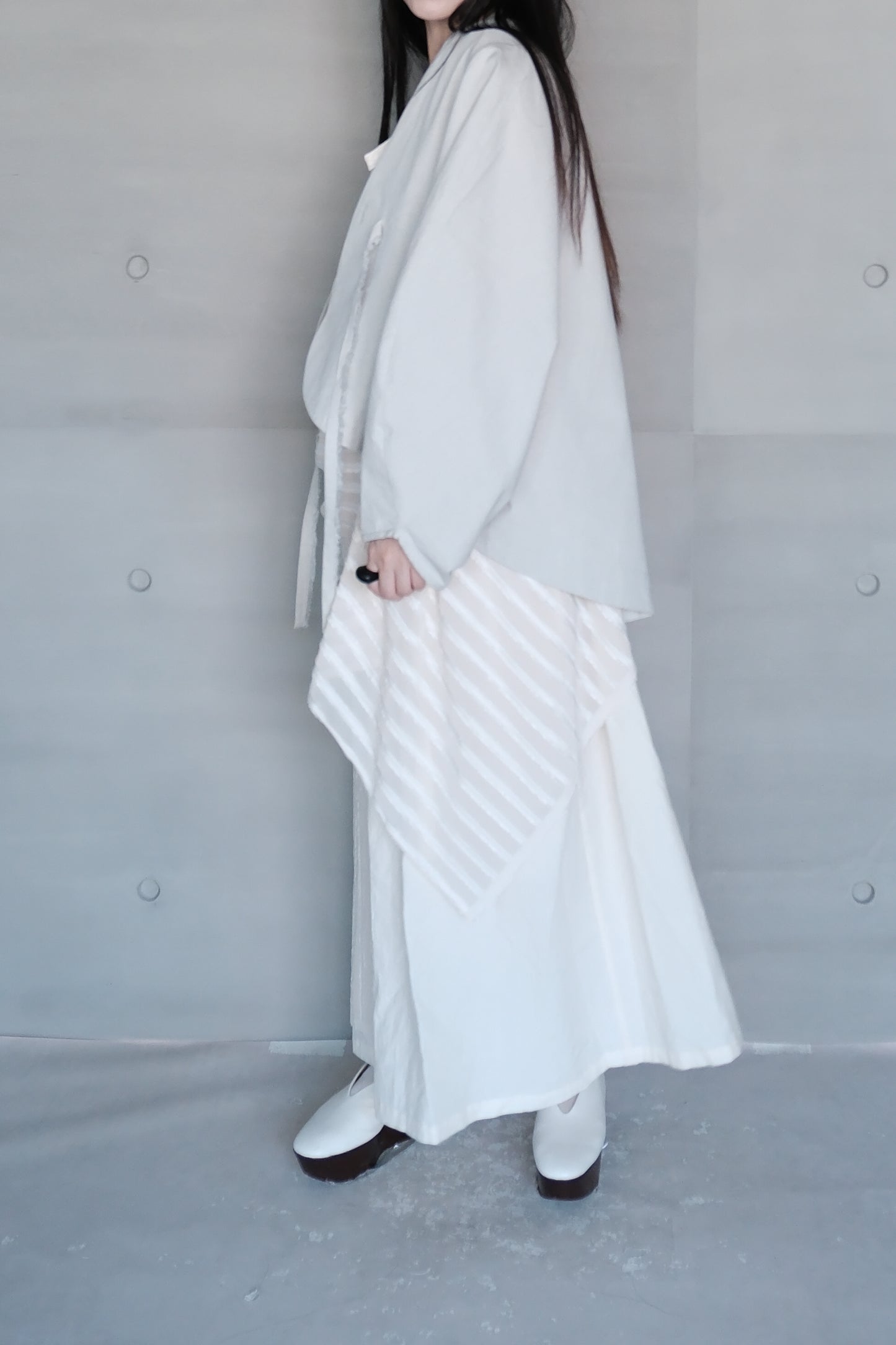 asymmetric striped halter dress（in-stock)