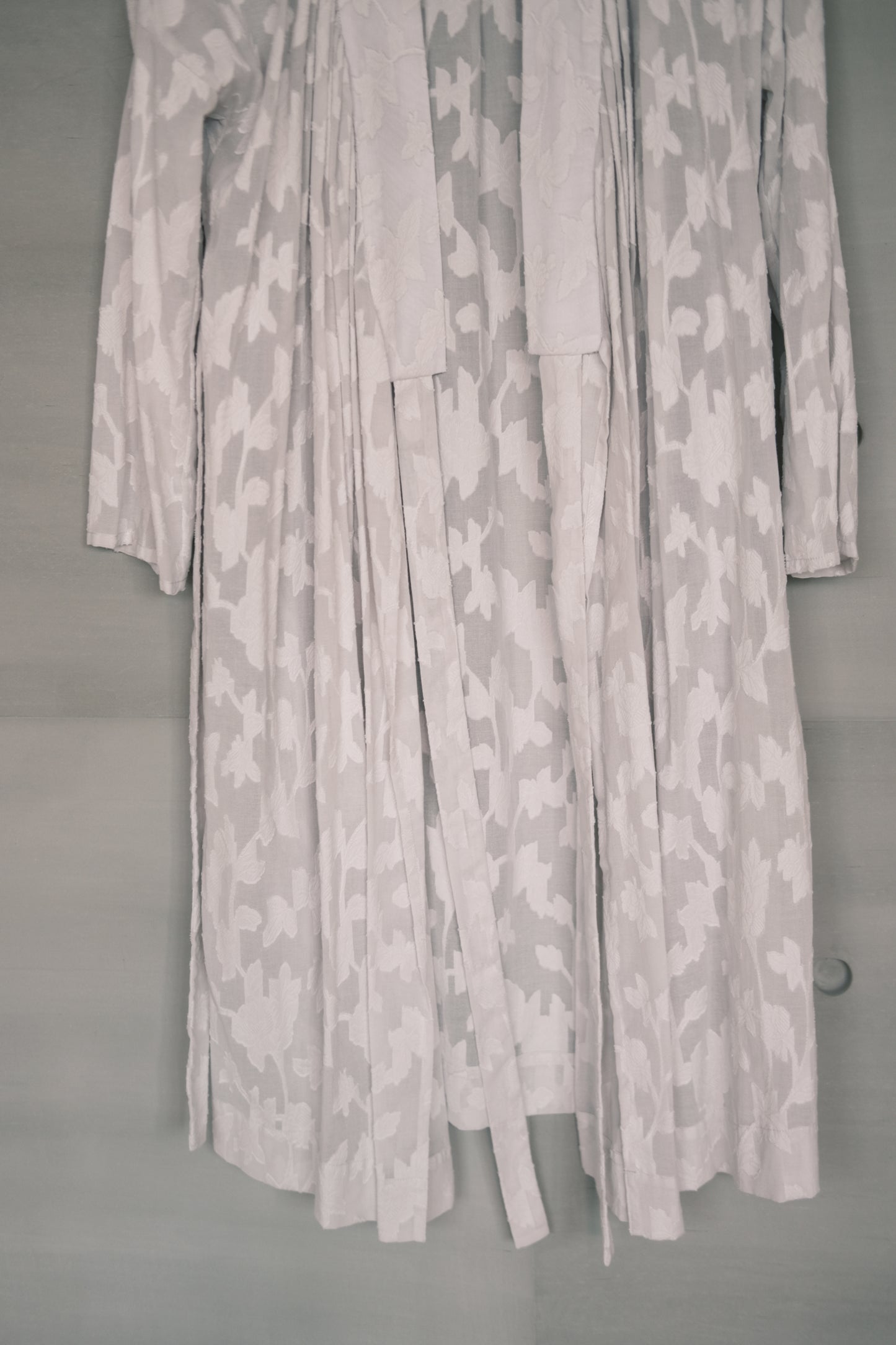 sheer mandarin jacquard long-fit coat (in-stock)