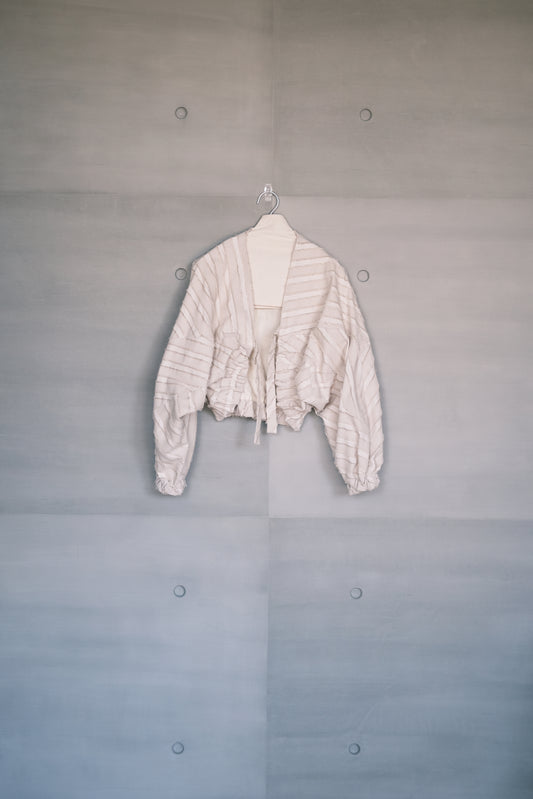 paneled constructed with stripe-jacquard jacket （in-stock)