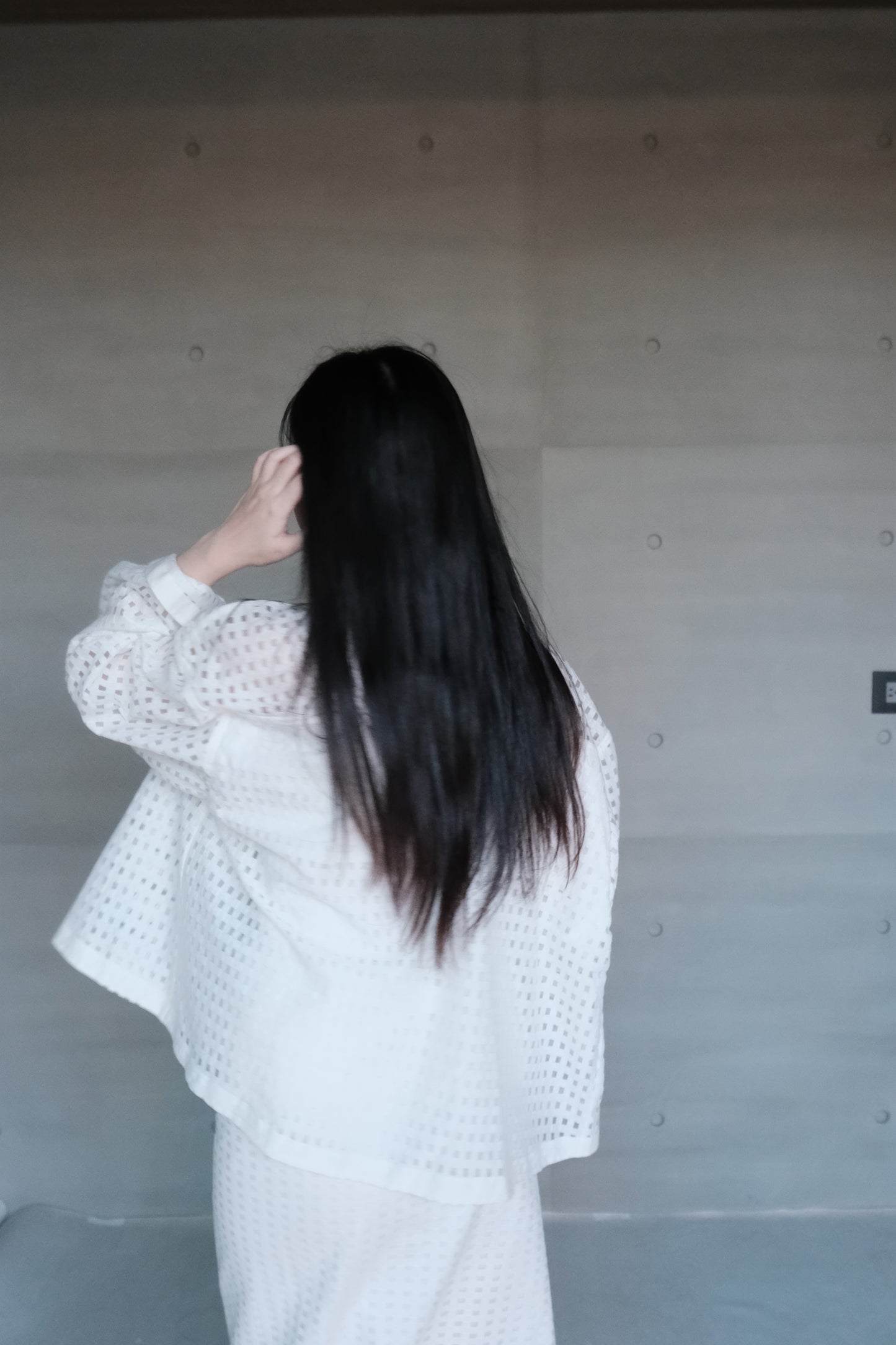 subtle checked lightweight cover (in-stock)