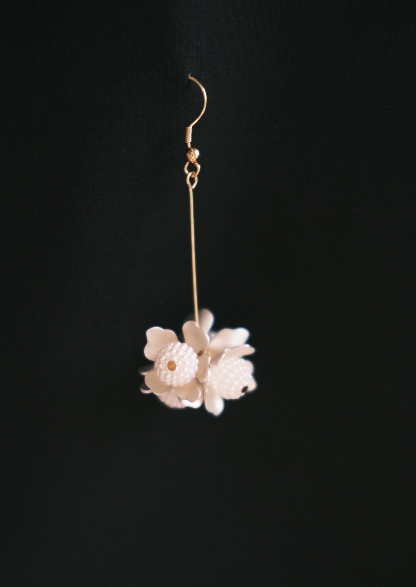floral earring gold 002 (single)